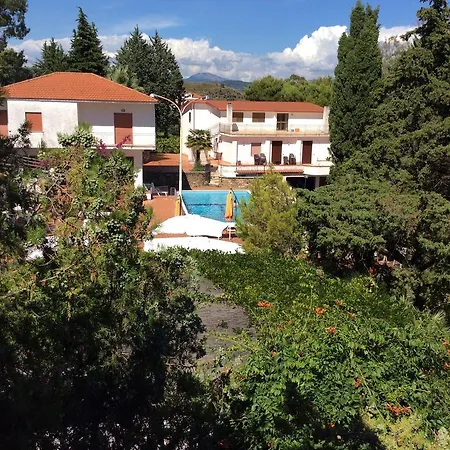 Eden Hotel