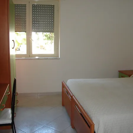 Eden Hotel 3*