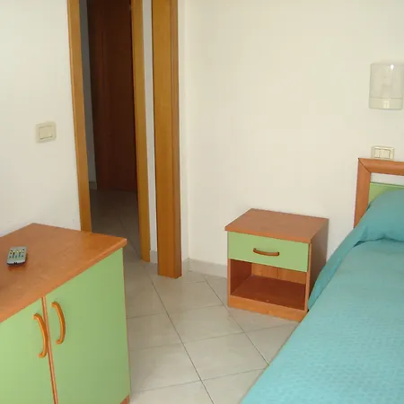 伊登酒店 3* 佩尔迪富莫