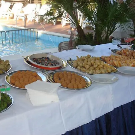 伊登酒店 佩尔迪富莫