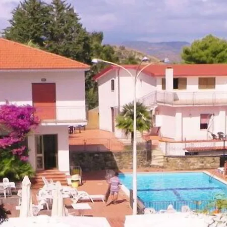 Hotel Eden 3*