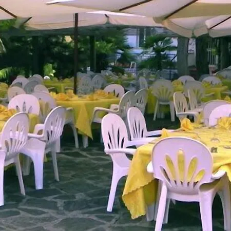 Eden Hotel 3*