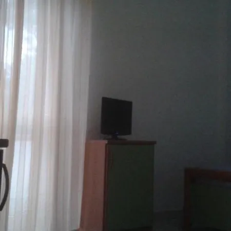 Hotel Eden 3*