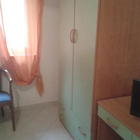 伊登酒店 佩尔迪富莫